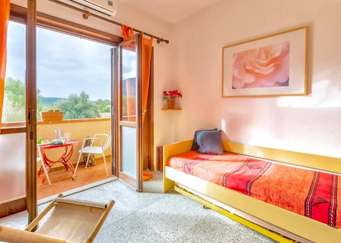 Apartman 5 Beds In Marinella Just 300 Mt From The Sea Golfo Aranci